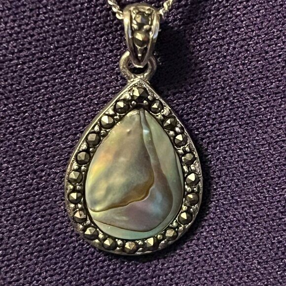 Teardrop Abalone & Marcasite Pendant • 925 Sterling Silver • Thailand - Picture 2 of 10